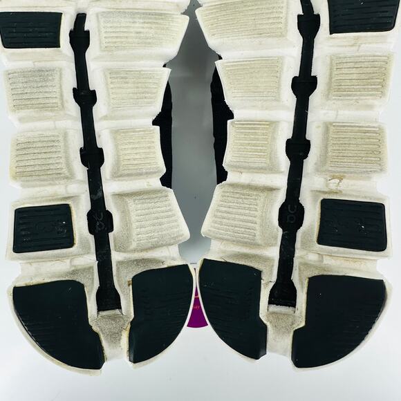 On Running Women's Cloud 5 Speed-Lacing Running Shoes Black/White Size 8.5 - Picture 12 of 13